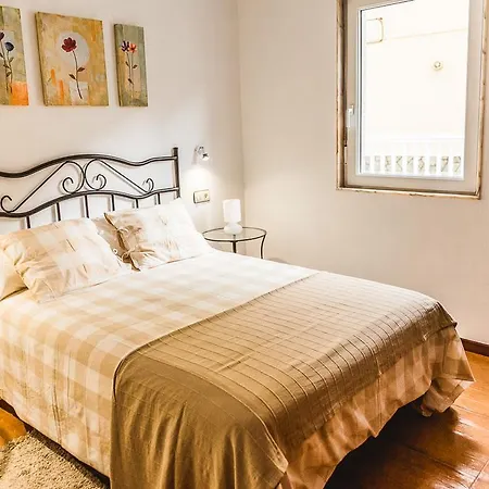شقة Apartmentos Sambad *