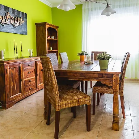 Apartmentos Sambad موتشيا